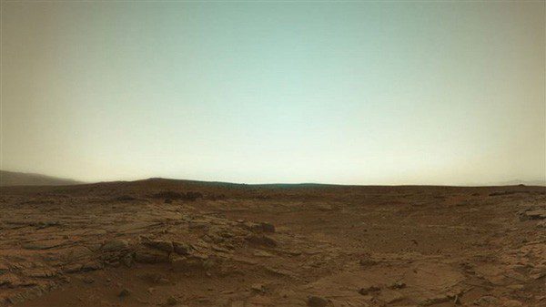 -The Red planet… not so red after all? This is a rare picture of Mars , at least as far as colors are concerned is one of the most beautiful ever taken, it was photographed by NASA’s very own alien robot, the Curiosity rover.