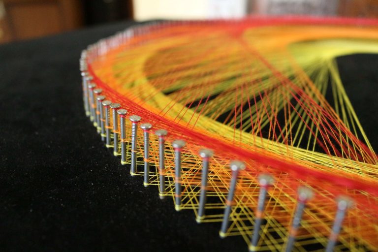 String Art Patterns With Extreme Geometry String Art Patterns With Extreme Geometry